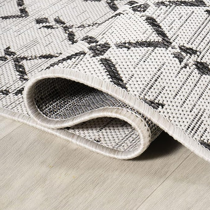 JONATHAN Y Moroccan Geometric Indoor Outdoor Area Rug 5X8 Cream/Black, Ourika Textured Weave for Backyard, Patio, Porch, Easy-Cleaning, High Traffic, Pet-Friendly, Non-Shedding (SMB108I-5)