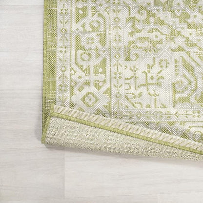 JONATHAN Y Medallion Weave Indoor Outdoor Runner Rug 2X8 Green/Cream, Sinjuri Textured for Backyard, Patio, Porch, Easy-Cleaning, High Traffic, Pet-Friendly, Non-Shedding (SMB101E-28)