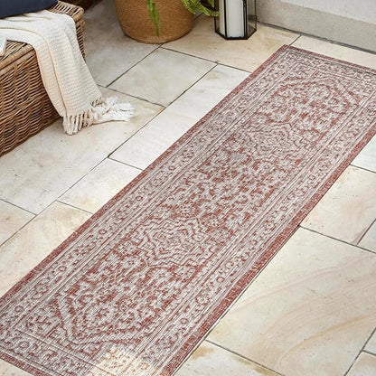 JONATHAN Y Medallion Weave Indoor Outdoor Runner Rug 2X8 Red/Taupe, Sinjuri Textured for Backyard, Patio, Porch, Easy-Cleaning, High Traffic, Pet-Friendly, Non-Shedding (SMB101A-28)