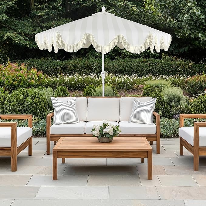 JONATHAN Y UMB1001 Collins 9 ft. Classic Cottage Tassel Market Patio Umbrella with Auto-Tilt, Crank, Wind Vent and UV Protection
