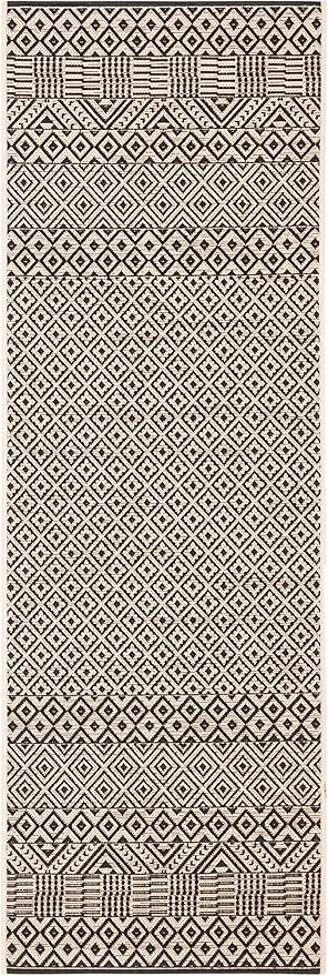 SAFAVIEH Washable Rug Outdoor Courtyard Collection - 2'3" x 10' Runner, Beige & Black, Non-Shedding & Easy Cleaning, Ideal for Patio, Entryway, Mudroom, Hallway, Kitchen (CY6235-25612)