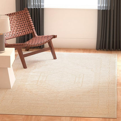 SAFAVIEH Adirondack Collection Accent Rug - 4' x 6', Ivory & Beige, Oriental Medallion Design, Non-Shedding & Easy Care, Ideal for High Traffic Areas in Entryway, Living Room, Bedroom (ADR108E)