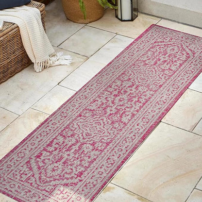 JONATHAN Y Medallion Weave Indoor Outdoor Runner Rug 2X8 Fuchsia/Light Gray, Sinjuri Textured for Backyard, Patio, Porch, Easy-Cleaning, High Traffic, Pet-Friendly, Non-Shedding (SMB101G-28)