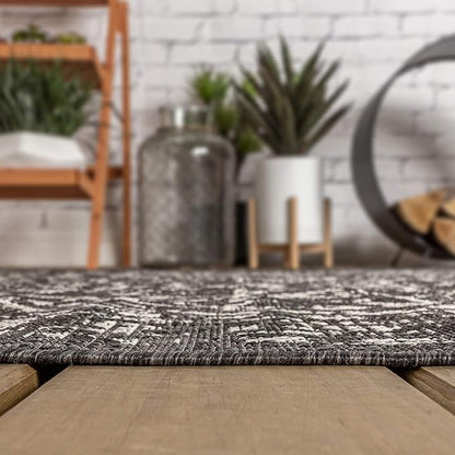 JONATHAN Y Boho Medallion Indoor Outdoor Square Area Rug 6X6 Black/Gray, Malta Textured Weave for Backyard, Patio, Porch, Easy-Cleaning, High Traffic, Pet-Friendly, Non-Shedding (SMB104C-6SQ)
