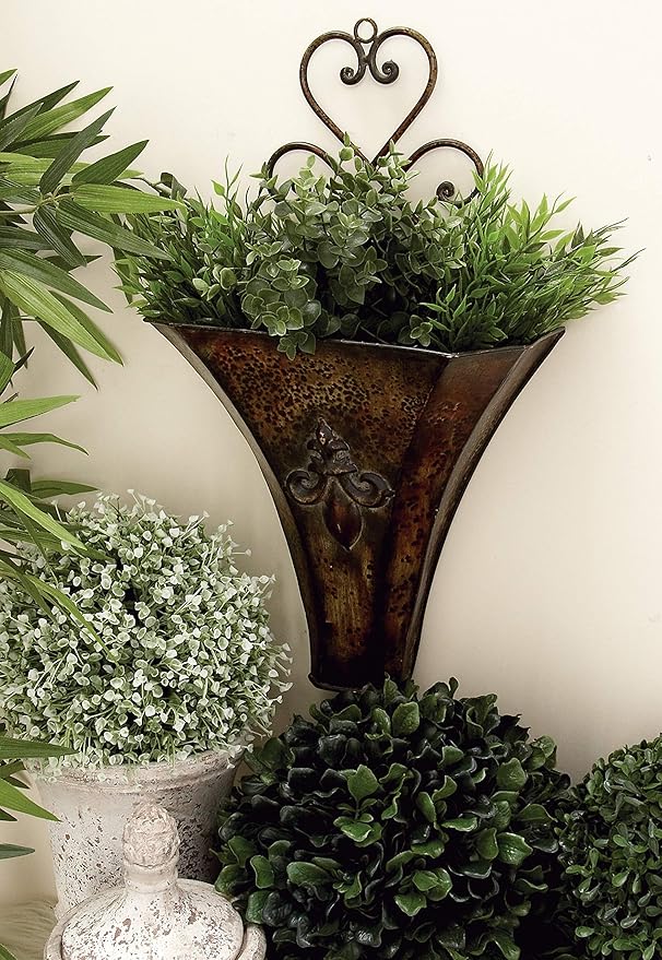 Deco 79 Metal Scroll Indoor Outdoor Wall Planter Indoor Outdoor Weathered Hanging Hanging Planter with Fleur-De-Lis Accent, Set of 2 Plant Hanger 22", 18"H, Brown