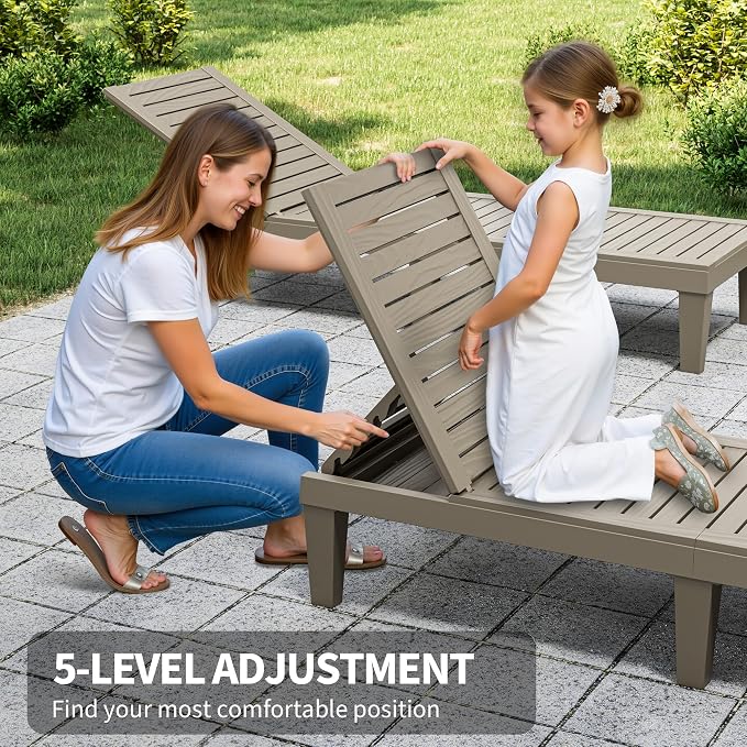 Outdoor Chaise Lounge Chairs Set of 2, 5-Position Adjustable Tanning Lounge Chairs with Wood Texture, All-Weather Resin Patio Lounge Chair for Pool, Garden, Deck, Beach, Striped Grey