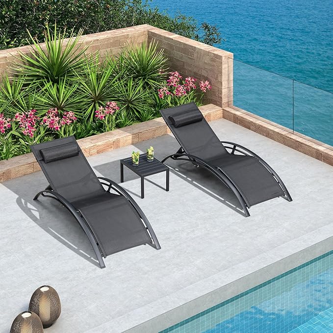 PURPLE LEAF Patio Chaise Lounge Set of 3 Outdoor Lounge Chair Beach Pool Sunbathing Lawn Lounger Recliner Chiar Outside Tanning Chairs with Arm for All Weather, Side Table Included, Black