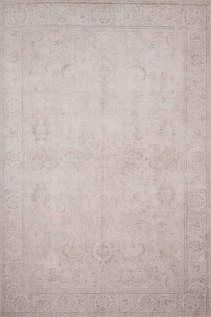 Loloi Loren Collection LQ-12 Sand 3'-6" x 5'-6" Accent Rug