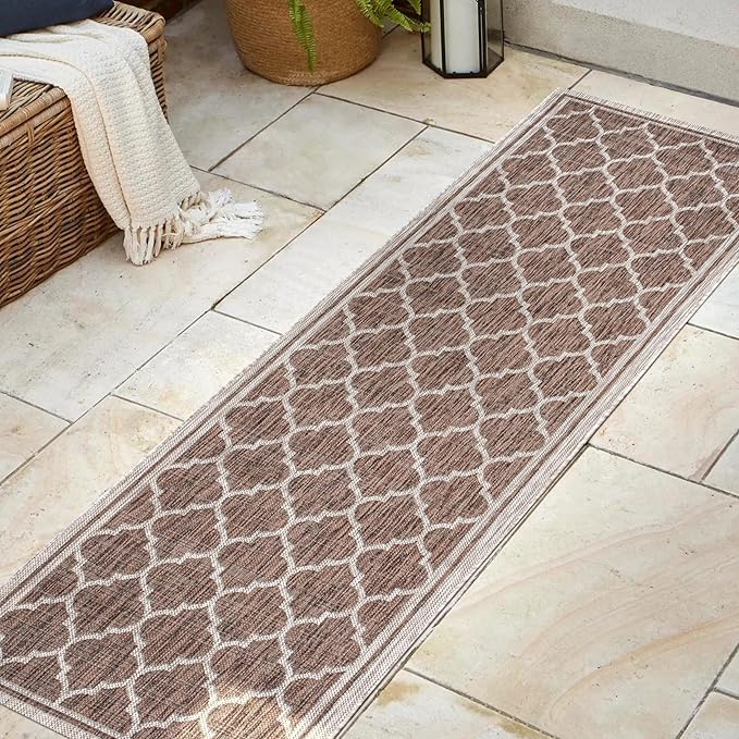 JONATHAN Y Moroccan Trellis Indoor Outdoor Runner Rug 2X8 Espresso/Taupe, Trebol Textured Weave for Backyard, Patio, Porch, Easy-Cleaning, High Traffic, Pet-Friendly, Non-Shedding (SMB109B-28)