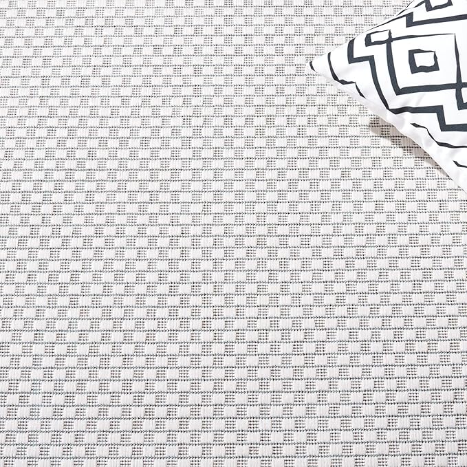 SAFAVIEH Washable Rug Outdoor Courtyard Collection - 2'3" x 6' Runner, Ivory & Teal, Non-Shedding & Easy Cleaning, Ideal for Patio, Entryway, Mudroom, Hallway, Kitchen (CY8475-53512)