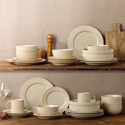 TheTerra Ceramic Dinnerware Set for 6, 18-Piece Plates and Bowls Set | Lightweight Porcelain Dish Set, Scratch Resistant, Oven & Microwave & Dishwasher Safe, Cream Latte