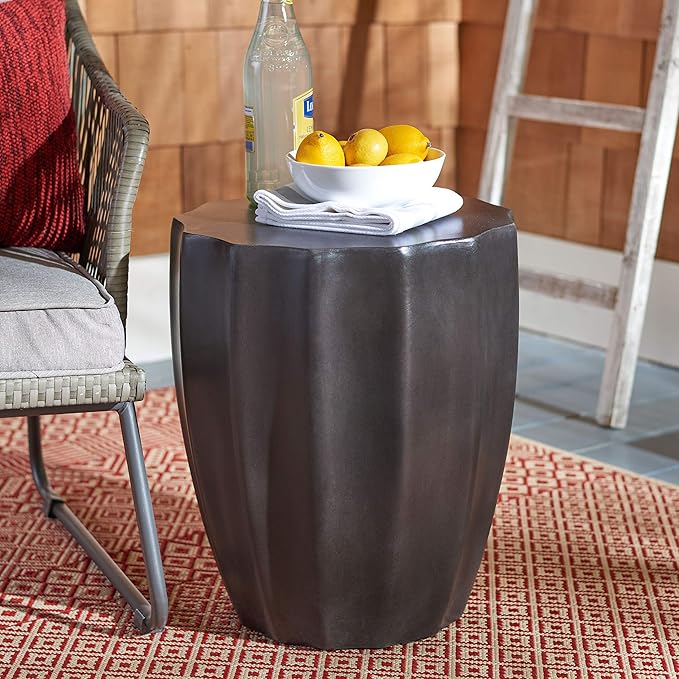 SAFAVIEH Outdoor Jaslyn Black Modern Concrete Round Accent Table