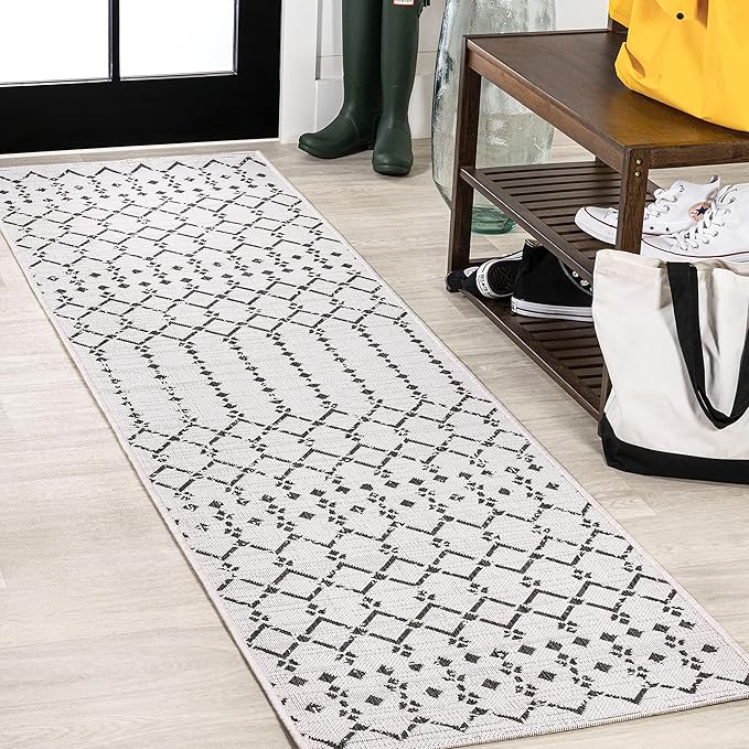 JONATHAN Y Moroccan Geometric Indoor Outdoor Runner Rug 2X10 Cream/Black, Ourika Textured Weave for Backyard, Patio, Porch, Easy-Cleaning, High Traffic, Pet-Friendly, Non-Shedding (SMB108I-210)