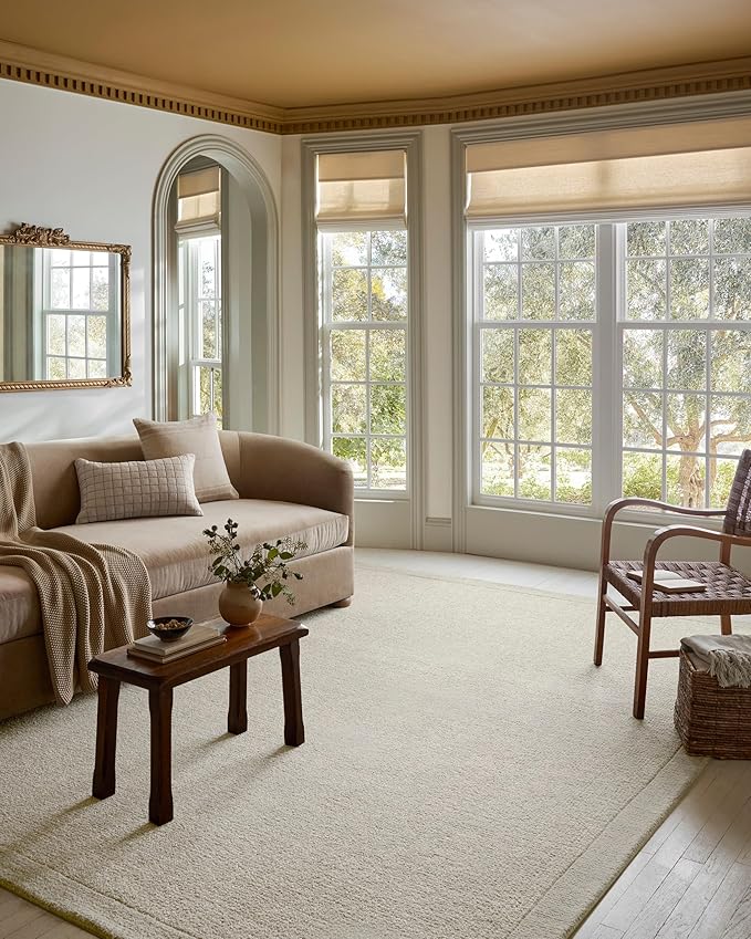 Loloi Magnolia Home by Joanna Gaines Henley Collection HNY-01 Ivory/Silver 3'-6" x 5'-6" Accent Rug