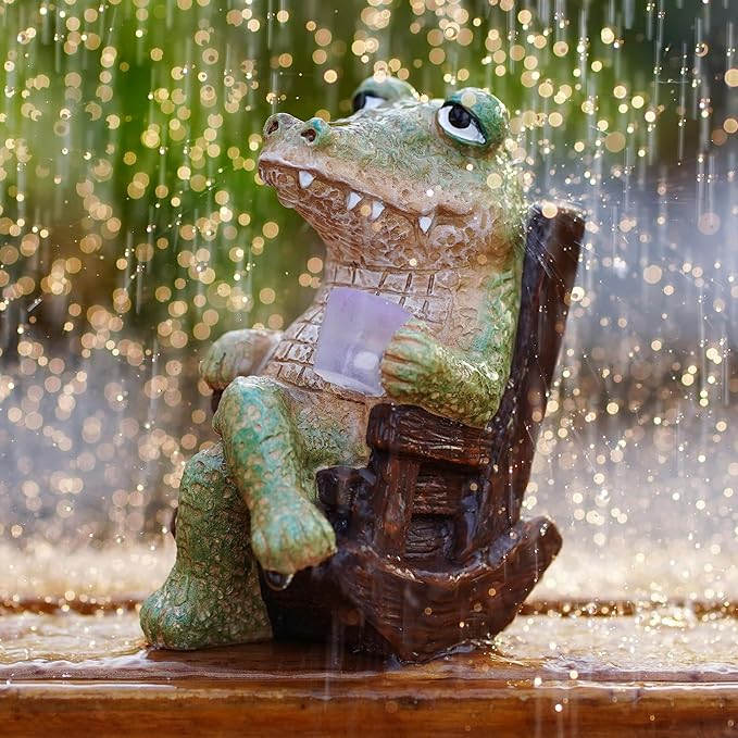 Decorative Crocodile Solar Light, Garden Statue with LED Light Ornament for Indoor Outdoor Home Patio Yard Lawn