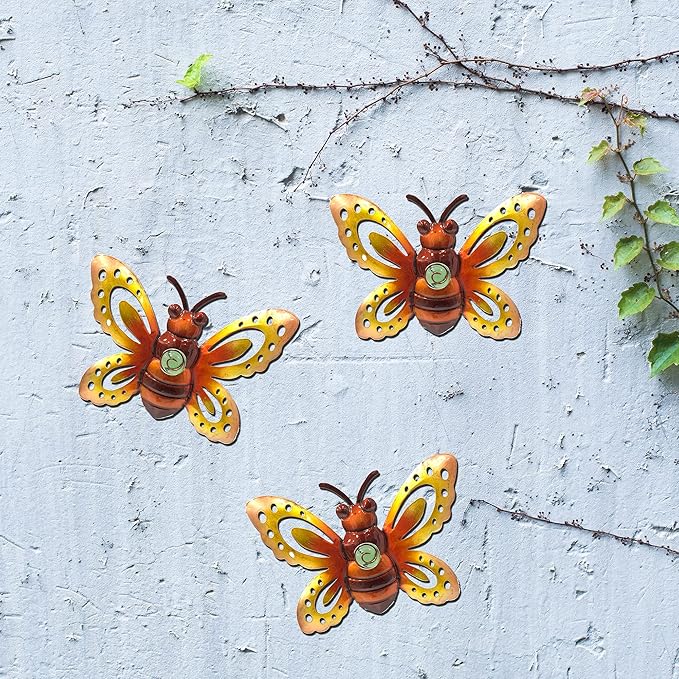 Garden Decor Clearance Metal Bee Wall Art Sculpture, Large Bee Wall Decor Fence Garden Decoration Hanging for Yard Lawn Patio Living Room Bedroom, 3 Pack, Gift for Family