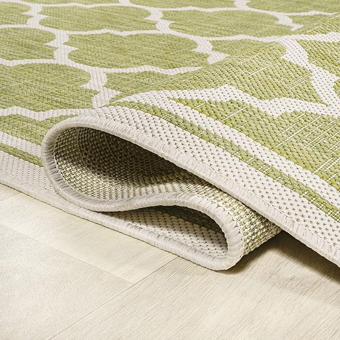 JONATHAN Y Moroccan Trellis Indoor Outdoor Runner Rug 2X8 Green/Cream, Trebol Textured Weave for Backyard, Patio, Porch, Easy-Cleaning, High Traffic, Pet-Friendly, Non-Shedding (SMB109G-28)
