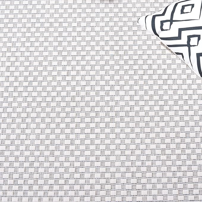 SAFAVIEH Washable Rug Outdoor Courtyard Collection - 2'3" x 12' Runner, Ivory & Navy, Non-Shedding & Easy Cleaning, Ideal for Patio, Entryway, Mudroom, Hallway, Kitchen (CY8475-53412)