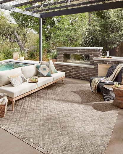 Loloi Dawn Collection Indoor/Outdoor DAW-07 Light Brown 2'-3" x 3'-9" Accent Rug