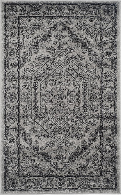SAFAVIEH Adirondack Collection Accent Rug - 3' x 5', Silver & Black, Oriental Medallion Design, Non-Shedding & Easy Care, Ideal for High Traffic Areas in Entryway, Living Room, Bedroom (ADR108A)