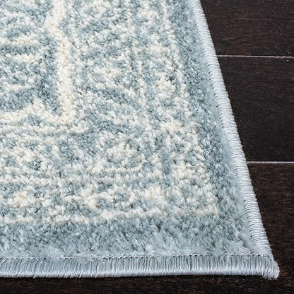 SAFAVIEH Adirondack Collection Accent Rug - 4' x 6', Slate & Ivory, Oriental Medallion Design, Non-Shedding & Easy Care, Ideal for High Traffic Areas in Entryway, Living Room, Bedroom (ADR108T)