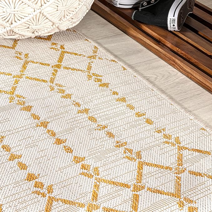 JONATHAN Y Moroccan Geometric Indoor Outdoor Runner Rug 2X8 Cream/Yellow, Ourika Textured Weave for Backyard, Patio, Porch, Easy-Cleaning, High Traffic, Pet-Friendly, Non-Shedding (SMB108J-28)