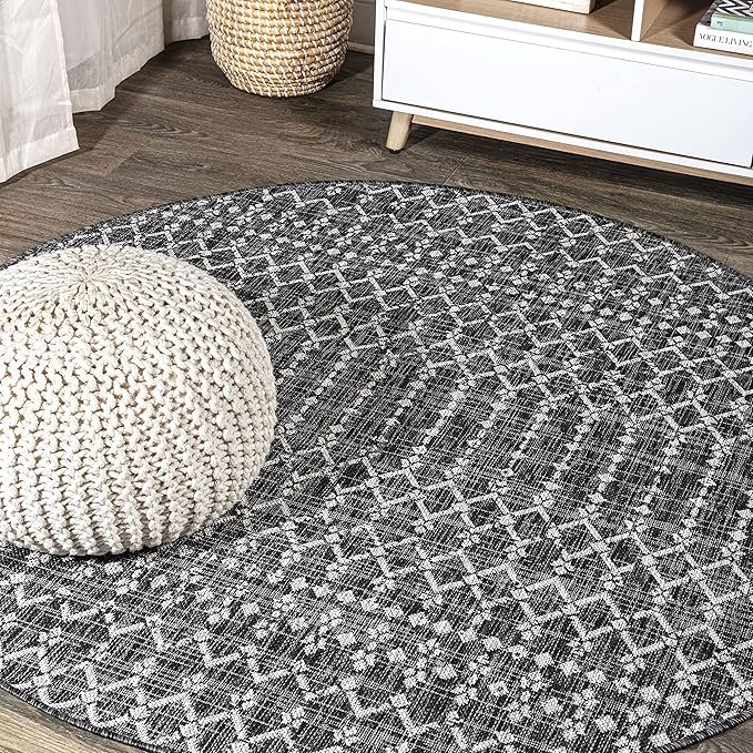 JONATHAN Y Moroccan Geometric Indoor Outdoor Round Area Rug 4 Ft Black/Gray, Ourika Textured Weave for Backyard, Patio, Porch, Easy-Cleaning, High Traffic, Pet-Friendly, Non-Shedding (SMB108F-4R)