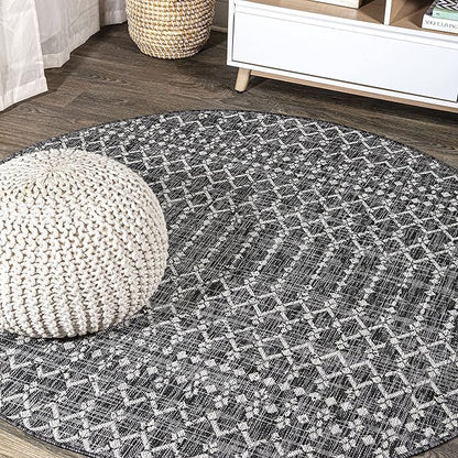 JONATHAN Y Moroccan Geometric Indoor Outdoor Round Area Rug 4 Ft Black/Gray, Ourika Textured Weave for Backyard, Patio, Porch, Easy-Cleaning, High Traffic, Pet-Friendly, Non-Shedding (SMB108F-4R)