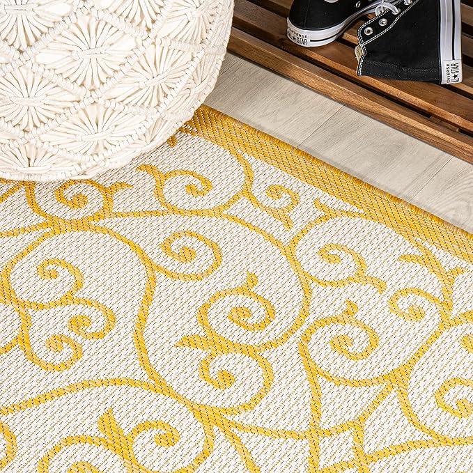 JONATHAN Y Vintage Filigree Indoor Outdoor Runner Rug 2X8 Cream/Yellow, Madrid Textured Weave for Backyard, Patio, Porch, Easy-Cleaning, High Traffic, Pet-Friendly, Non-Shedding (SMB107D-28)