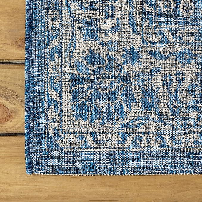 JONATHAN Y Weave Floral Indoor Outdoor Square Area Rug 5X5 Navy/Gray, Tela Bohemian Textured for Backyard, Patio, Porch, Easy-Cleaning, High Traffic, Pet-Friendly, Non-Shedding (SMB100B-5SQ)