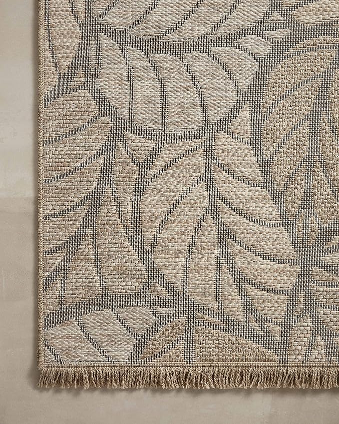 Loloi Dawn Collection Indoor/Outdoor DAW-05 Taupe 3'-9" x 5'-9" Accent Rug