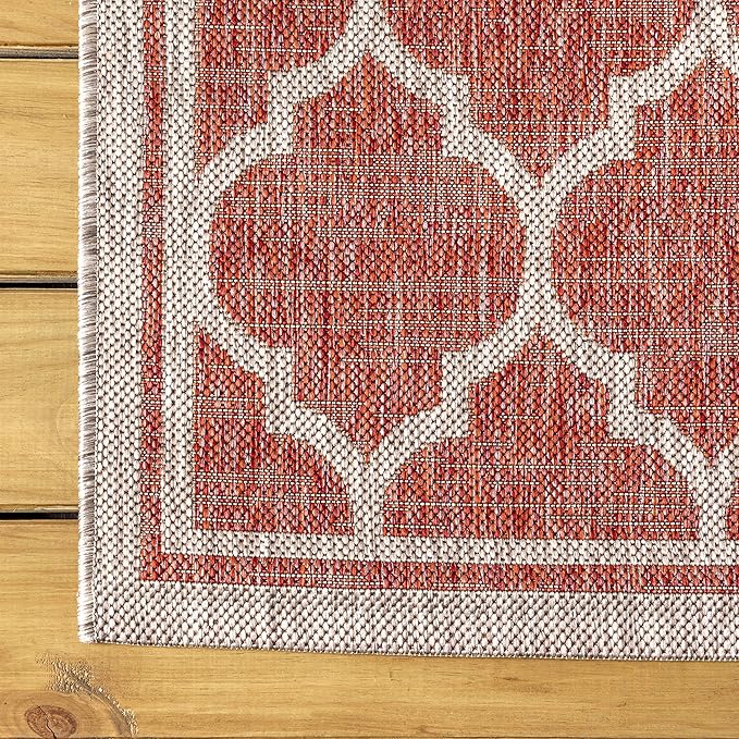 JONATHAN Y Moroccan Trellis Indoor Outdoor Round Area Rug 5 Ft Red/Beige, Trebol Textured Weave for Backyard, Patio, Porch, Easy-Cleaning, High Traffic, Pet-Friendly, Non-Shedding (SMB109C-5R)
