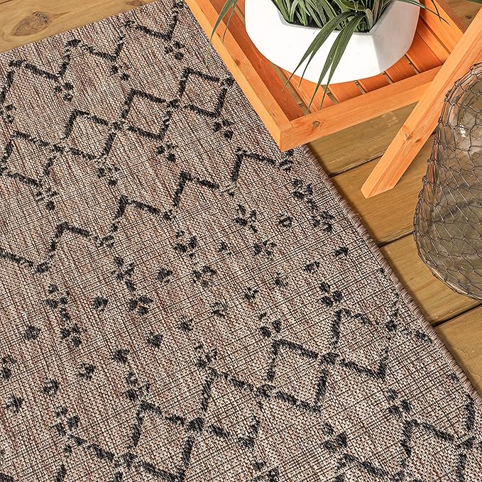 JONATHAN Y Moroccan Geometric Indoor Outdoor Runner Rug 2X14 Natural/Black, Ourika Textured Weave for Backyard, Patio, Porch, Easy-Cleaning, High Traffic, Pet-Friendly, Non-Shedding (SMB108D-214)
