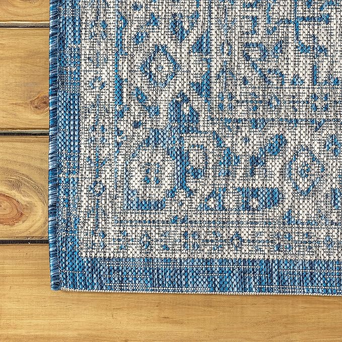 JONATHAN Y Medallion Weave Indoor Outdoor Square Area Rug 5X5 Navy/Gray, Sinjuri Textured for Backyard, Patio, Porch, Easy-Cleaning, High Traffic, Pet-Friendly, Non-Shedding (SMB101B-5SQ)