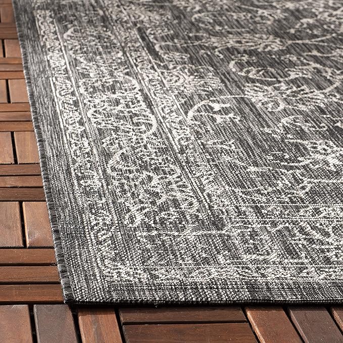 SAFAVIEH Washable Rug Outdoor Courtyard Collection - 5'3" Square, Black & Ivory, Non-Shedding & Easy Cleaning, Ideal for Patio, Backyard, Mudroom (CY8680-36621)