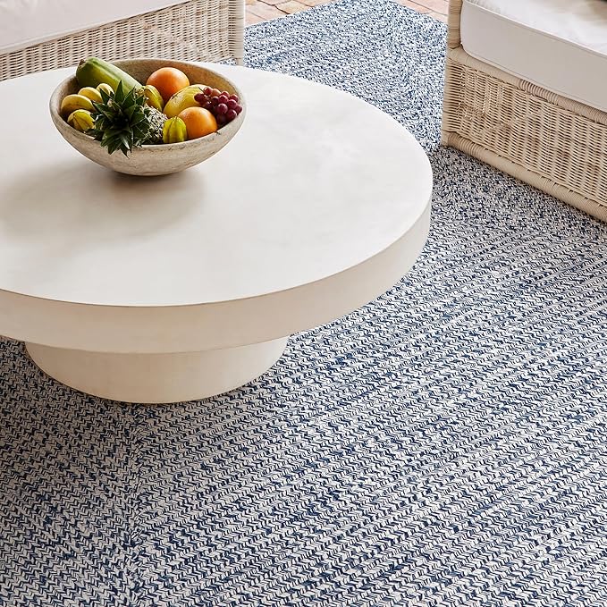 nuLOOM 2' x 6' Solid Hand Braided Indoor/Outdoor Area Rug, Pet-Friendly, High Traffic, Weather Resistant, for Patio, Balcony, Bedroom, Living, Dining Room, Wynn Navy