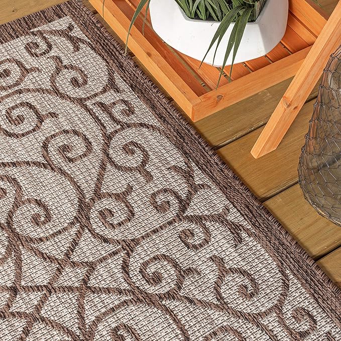 JONATHAN Y Vintage Filigree Indoor Outdoor Runner Rug 2X10 Taupe/Espresso, Madrid Textured Weave for Backyard, Patio, Porch, Easy-Cleaning, High Traffic, Pet-Friendly, Non-Shedding (SMB107C-210)