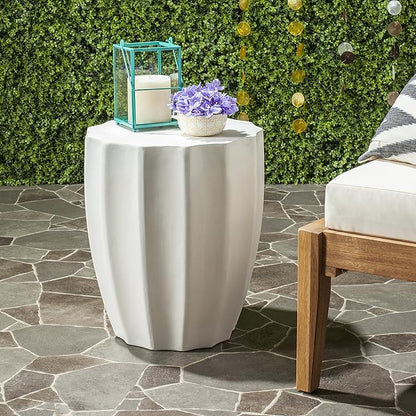 Safavieh Outdoor Collection Jaslyn Modern Concrete Dark Grey Round 17.7-inch Accent Table