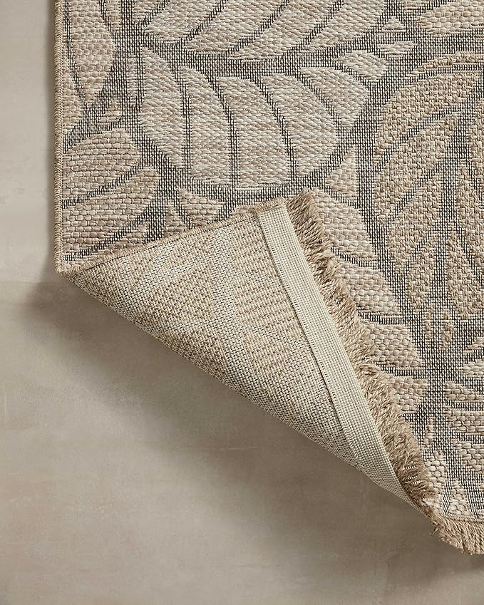 Loloi Dawn Collection Indoor/Outdoor DAW-05 Taupe 3'-9" x 5'-9" Accent Rug