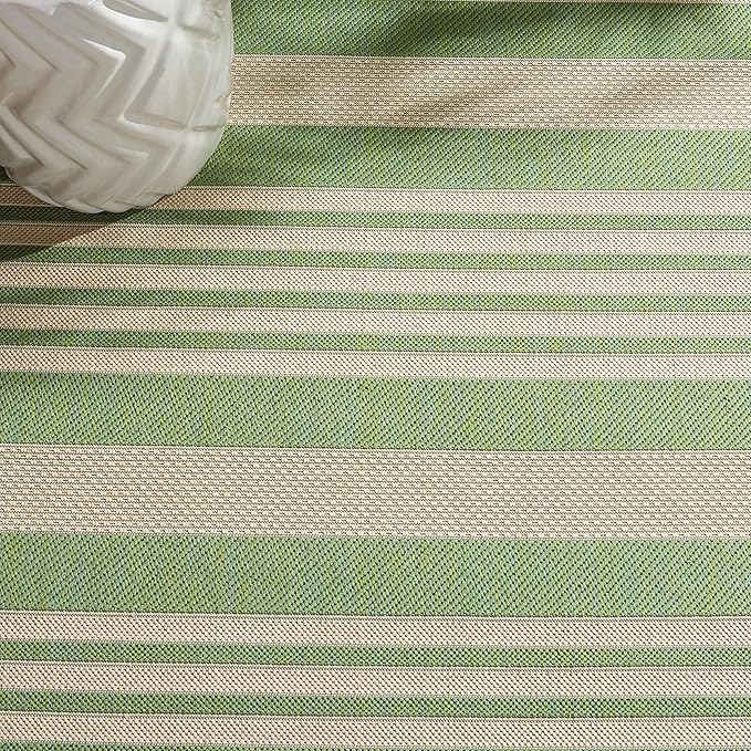 SAFAVIEH Washable Rug Outdoor Courtyard Collection - 6'7" Square, Green & Beige, Non-Shedding & Easy Cleaning, Ideal for Patio, Backyard, Mudroom (CY6062-244)