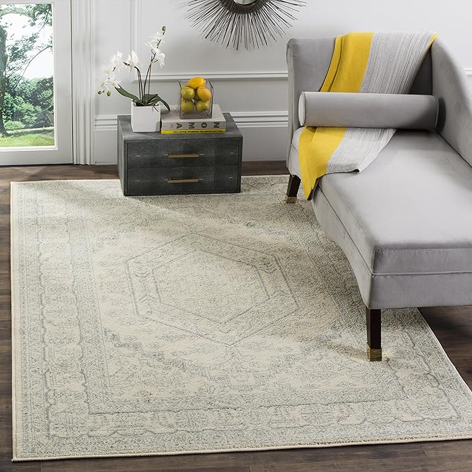 SAFAVIEH Adirondack Collection Accent Rug - 4' x 6', Ivory & Slate, Oriental Medallion Design, Non-Shedding & Easy Care, Ideal for High Traffic Areas in Entryway, Living Room, Bedroom (ADR108S)
