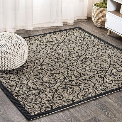 JONATHAN Y Vintage Filigree Indoor Outdoor Square Area Rug 4X4 Black/Khaki, Madrid Textured Weave for Backyard, Patio, Porch, Easy-Cleaning, High Traffic, Pet-Friendly, Non-Shedding (SMB107A-4SQ)