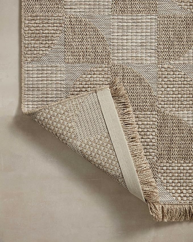 Loloi Dawn Collection Indoor/Outdoor DAW-08 Beige 5'-1" x 7'-7" Area Rug