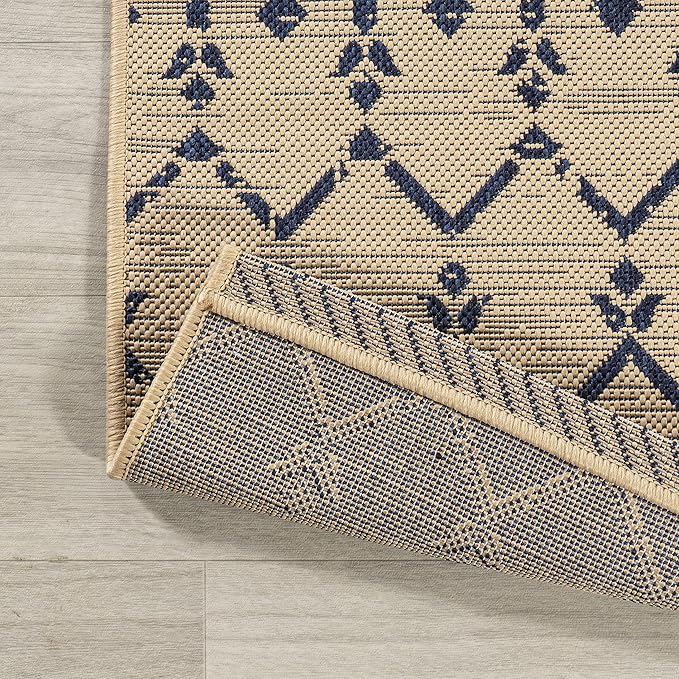 JONATHAN Y Moroccan Geometric Indoor Outdoor Area Rug 3X5 Beige/Navy, Ourika Textured Weave for Backyard, Patio, Porch, Easy-Cleaning, High Traffic, Pet-Friendly, Non-Shedding (SMB108H-3)