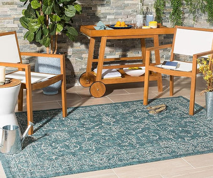 SAFAVIEH Washable Rug Outdoor Courtyard Collection - 5'3" Square, Turquoise, Non-Shedding & Easy Cleaning, Ideal for Patio, Backyard, Mudroom (CY8680-37221)