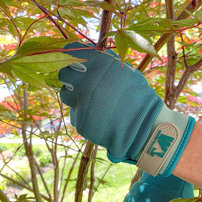 Wells Lamont Women's High Dexterity Adjustable Work and Gardening Gloves, Green, Small (7754S)