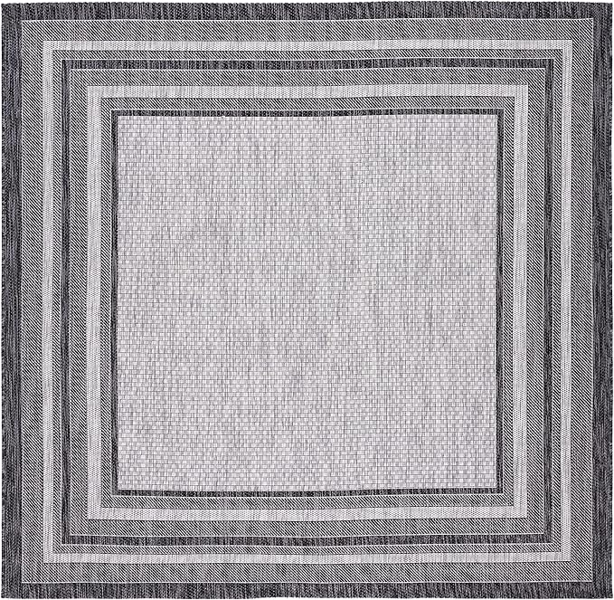 SAFAVIEH Washable Rug Outdoor Courtyard Collection - 4' Square, Light Grey & Black, Non-Shedding & Easy Cleaning, Ideal for Patio, Backyard, Mudroom (CY8475-37612)