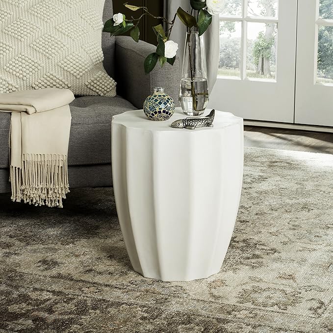 Safavieh Outdoor Collection Jaslyn Modern Concrete Dark Grey Round 17.7-inch Accent Table
