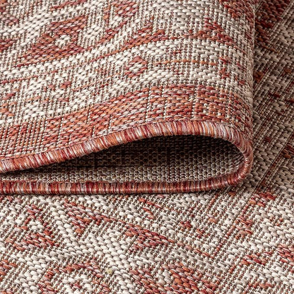 JONATHAN Y Medallion Weave Indoor Outdoor Runner Rug 2X8 Red/Taupe, Sinjuri Textured for Backyard, Patio, Porch, Easy-Cleaning, High Traffic, Pet-Friendly, Non-Shedding (SMB101A-28)