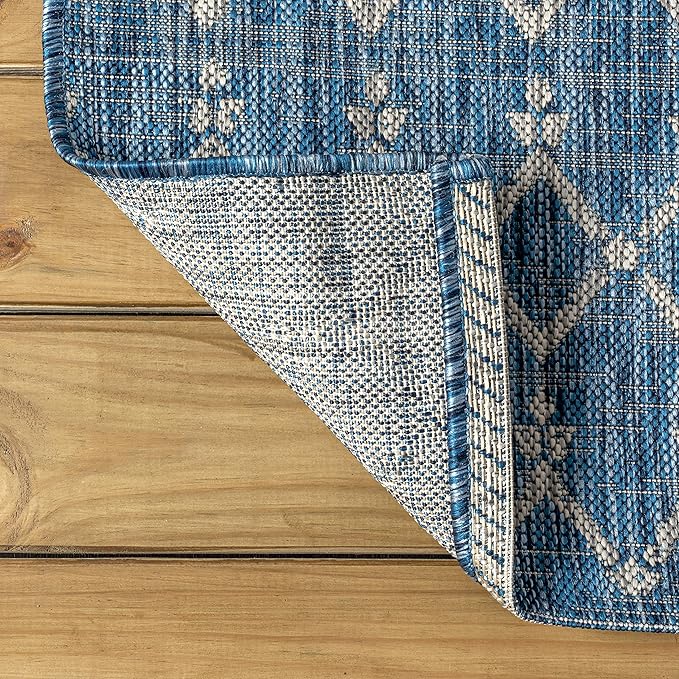 JONATHAN Y Moroccan Geometric Indoor Outdoor Area Rug 6X9 Navy/Light Gray, Ourika Textured Weave for Backyard, Patio, Porch, Easy-Cleaning, High Traffic, Pet-Friendly, Non-Shedding (SMB108B-6)